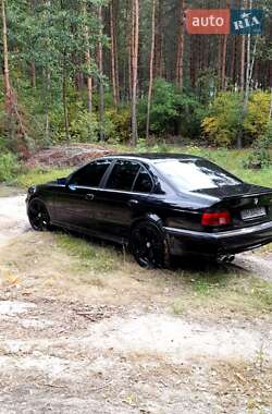 Седан BMW 5 Series 1998 в Сумах