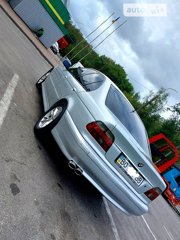 Седан BMW 5 Series 2002 в Тернополі
