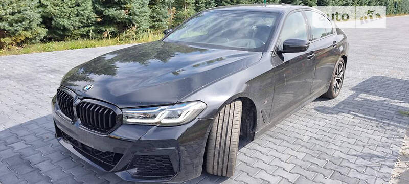 Седан BMW 5 Series 2021 в Городке