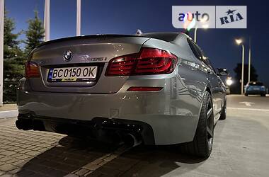 Седан BMW 5 Series 2012 в Львове