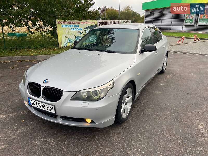 Седан BMW 5 Series 2004 в 