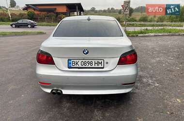 Седан BMW 5 Series 2004 в 