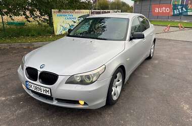 Седан BMW 5 Series 2004 в 