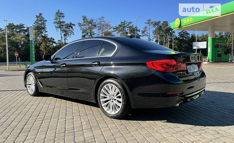 Седан BMW 5 Series 2017 в Киеве