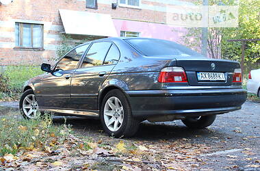 Седан BMW 5 Series 1998 в Богодухове