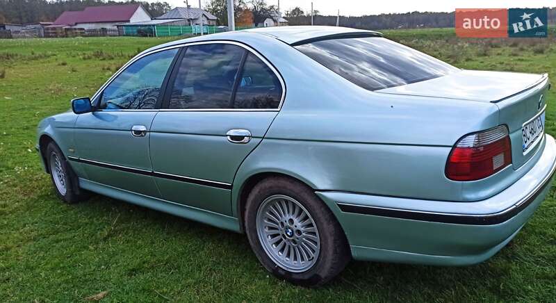 Седан BMW 5 Series 1999 в Каменке-Бугской