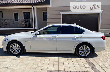 Седан BMW 5 Series 2013 в Рогатині