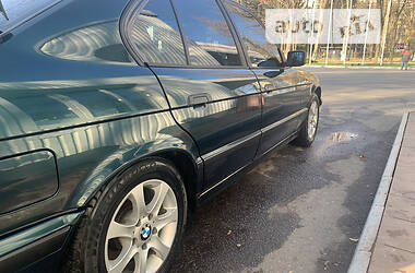 Седан BMW 5 Series 1994 в Харькове