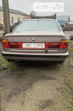 Седан BMW 5 Series 1989 в Виноградові