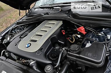 Седан BMW 5 Series 2005 в 