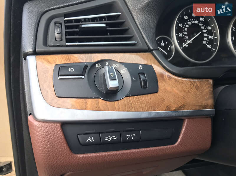 Седан BMW 5 Series 2010 в Києві