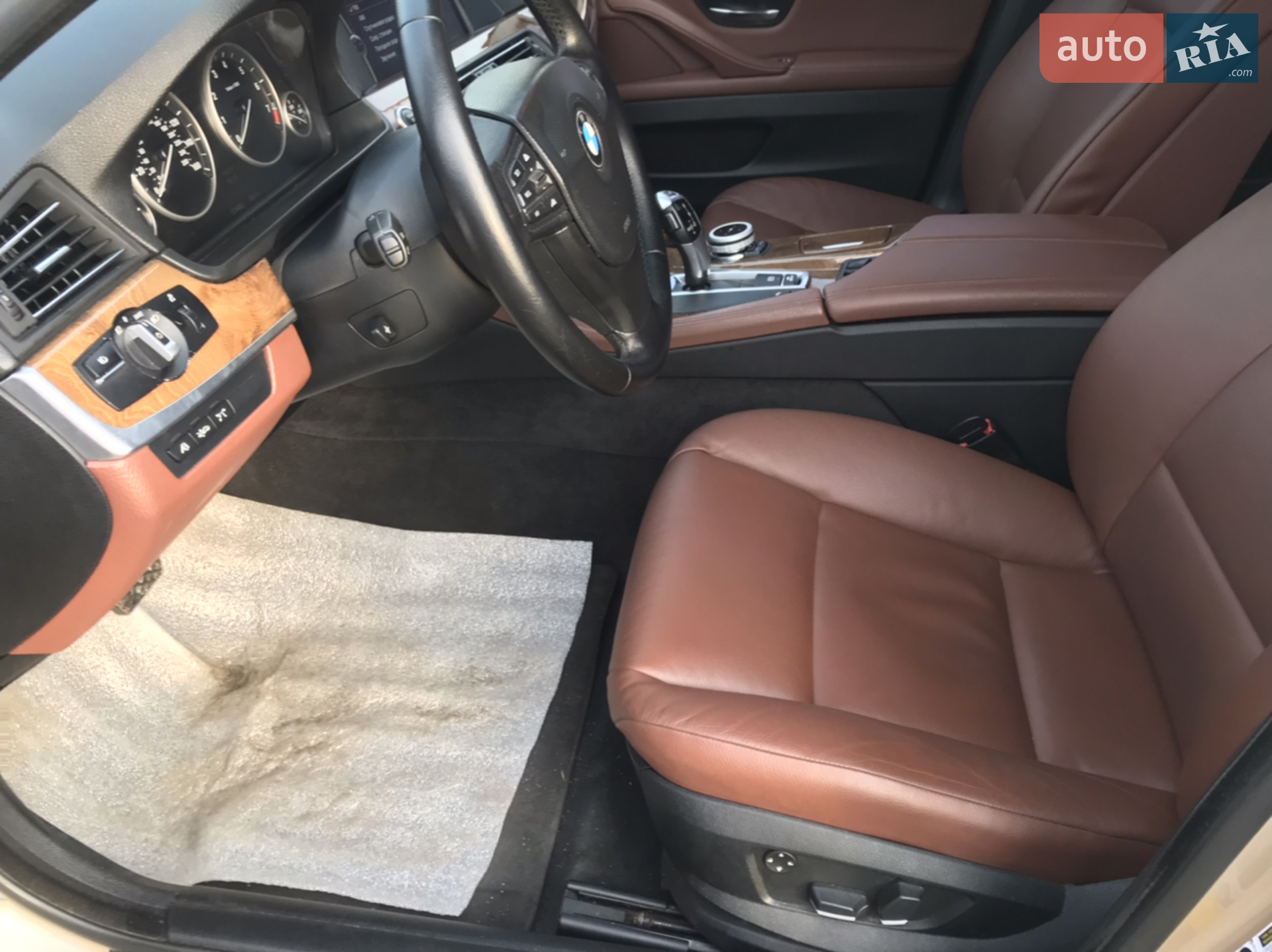 2010 BMW 5er - мініатюра 25