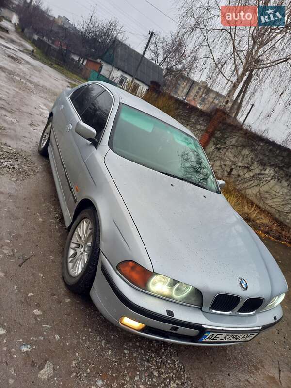 Седан BMW 5 Series 1997 в Новомосковську
