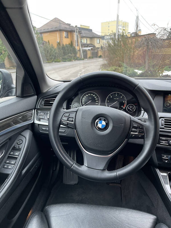Седан BMW 5 Series 2012 в Києві