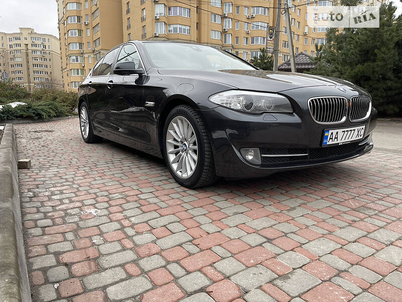 Седан BMW 5 Series 2012 в Києві