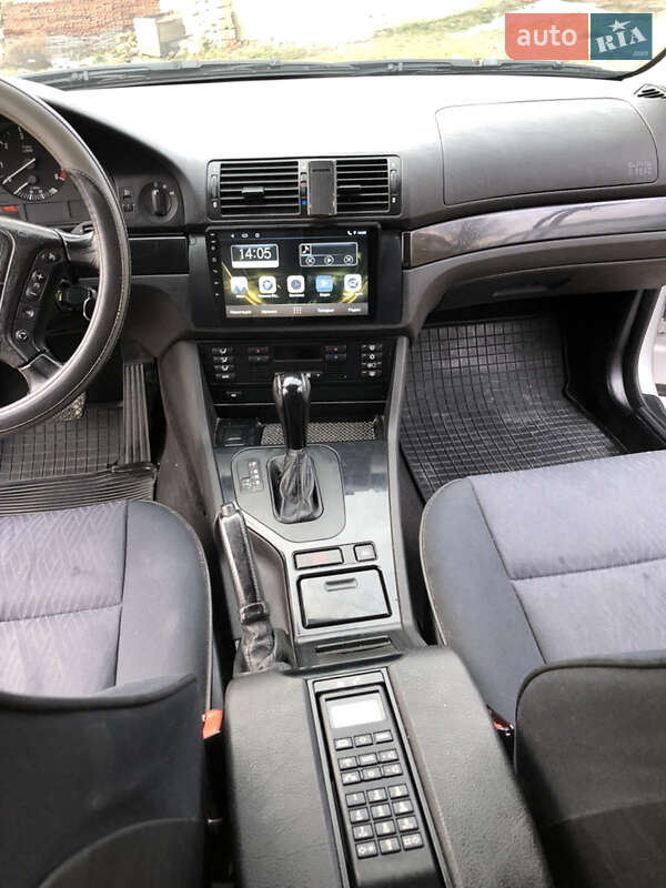 Седан BMW 5 Series 2000 в Каменец-Подольском