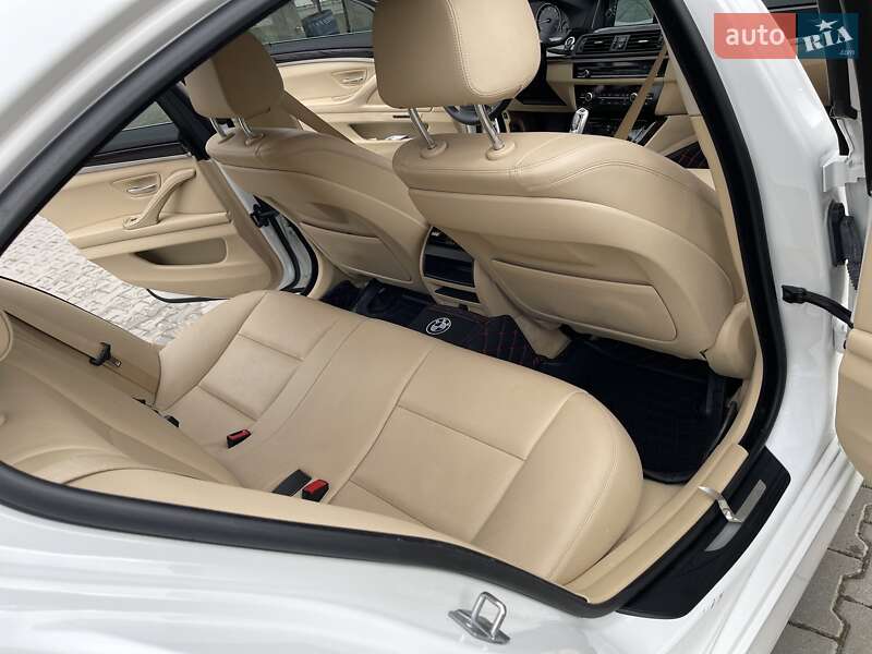 Седан BMW 5 Series 2013 в Новоселиці фото 5 Седан BMW 5 Series 2013 в Новоселиці