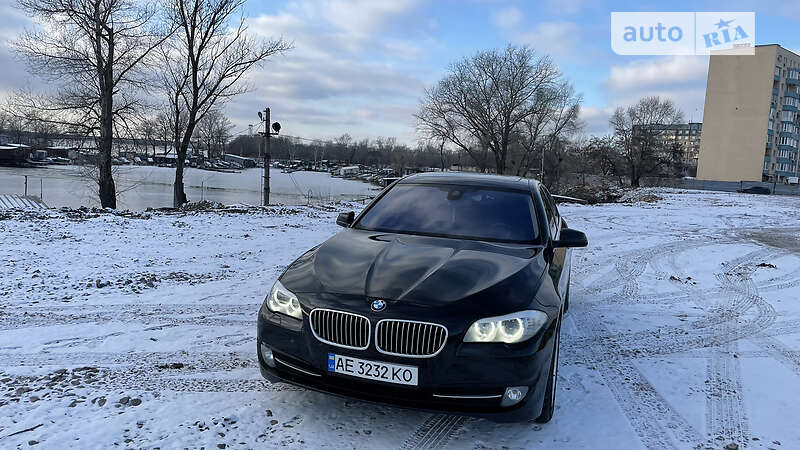 Седан BMW 5 Series 2012 в Дніпрі