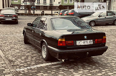 Седан BMW 5 Series 1990 в 