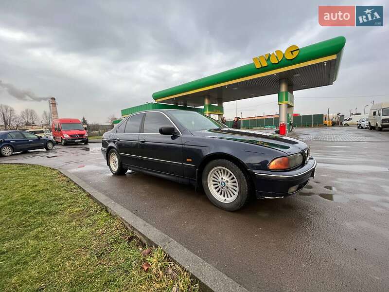 Седан BMW 5 Series 1999 в Бориславі