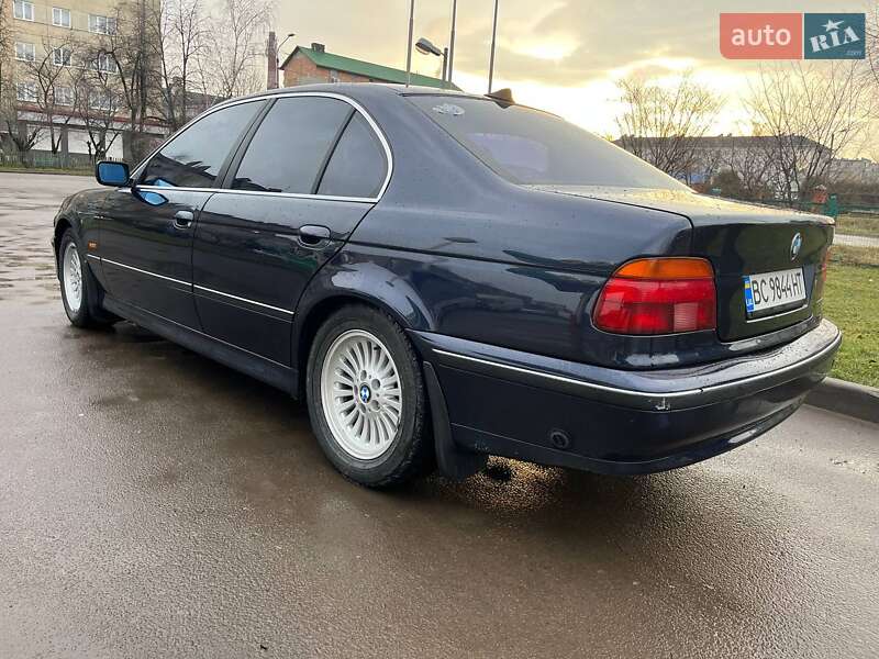 Седан BMW 5 Series 1999 в Бориславі