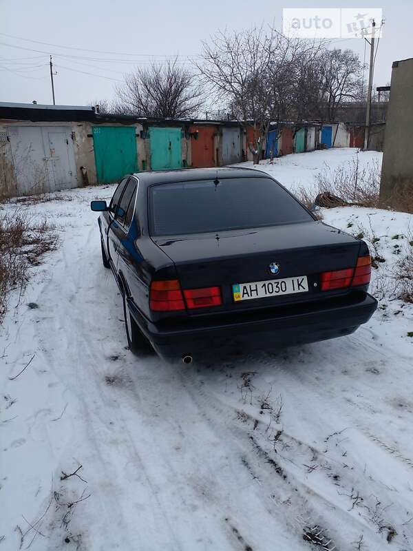 Седан BMW 5 Series 1995 в Добропіллі