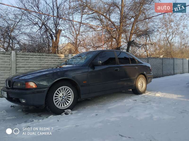 Седан BMW 5 Series 1997 в Каменском