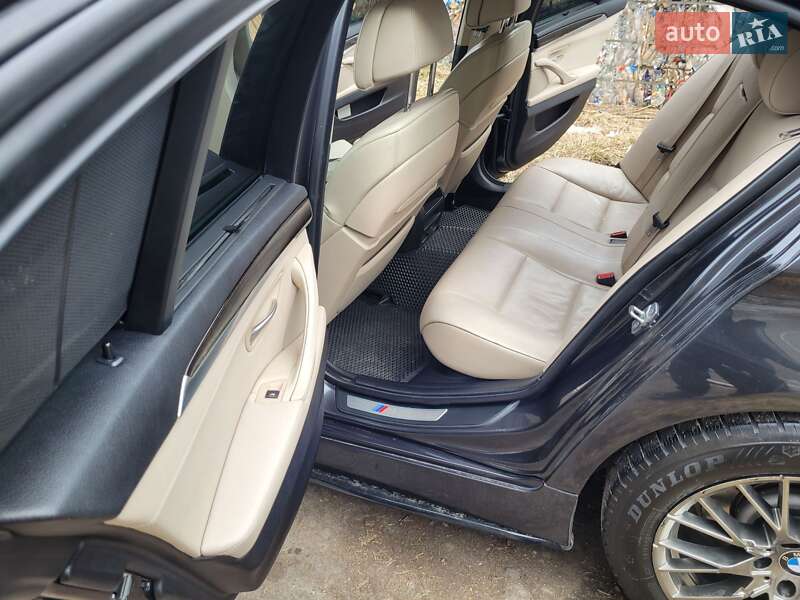 Седан BMW 5 Series 2011 в Хмельницькому