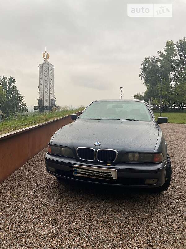 Седан BMW 5 Series 1998 в Василькові