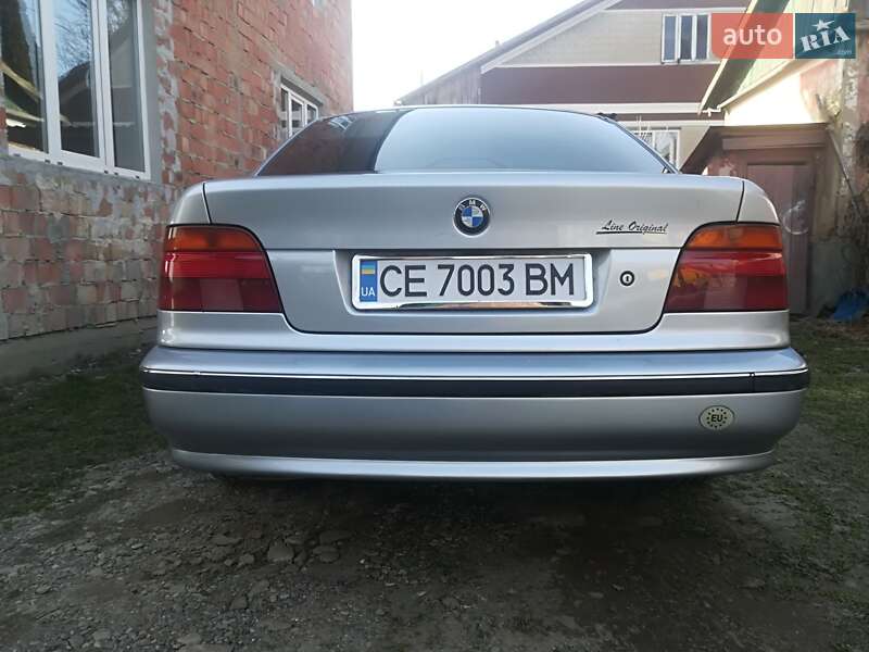 Седан BMW 5 Series 1996 в Чернівцях
