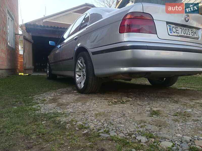 Седан BMW 5 Series 1996 в Чернівцях