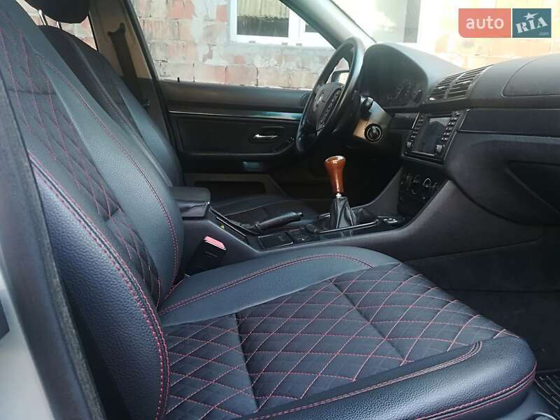 Седан BMW 5 Series 1996 в Чернівцях