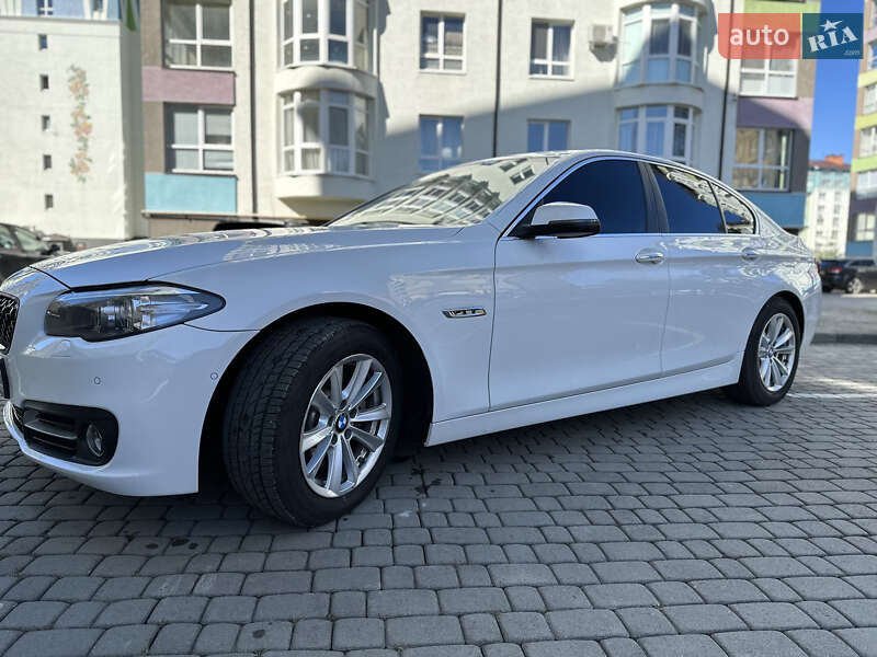 Седан BMW 5 Series 2016 в Ивано-Франковске