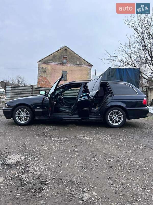 Універсал BMW 5 Series 2003 в Стрию