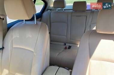 Седан BMW 5 Series 2012 в 
