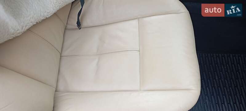 Седан BMW 5 Series 2000 в Львове