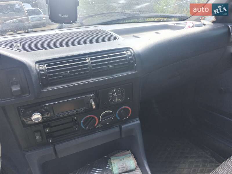 Седан BMW 5 Series 1991 в Любомле фото 9 Седан BMW 5 Series 1991 в Любомле