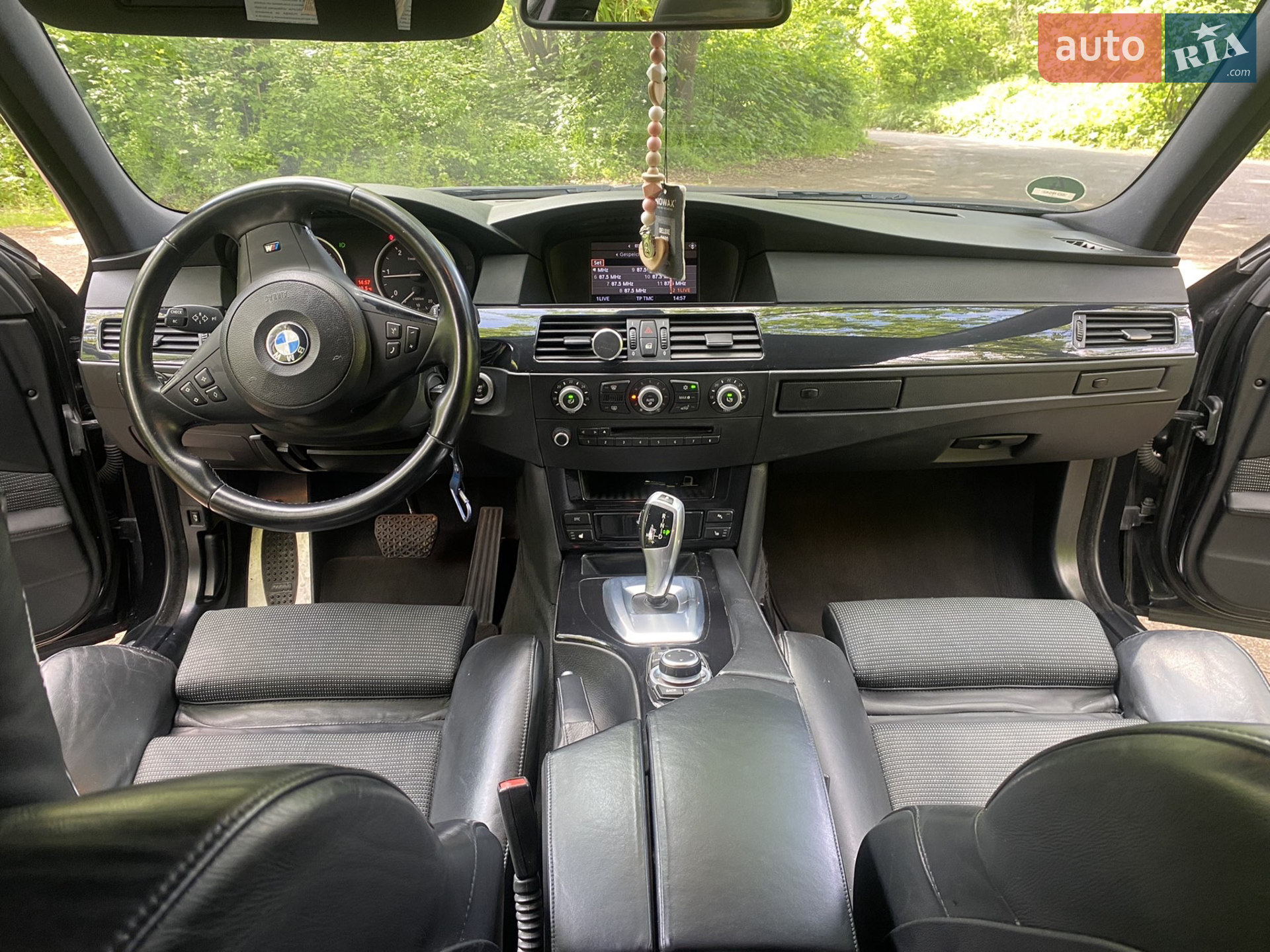 2010 BMW 5er - мініатюра 18