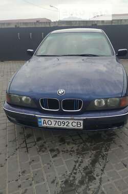 Седан BMW 5 Series 1999 в Мукачевому