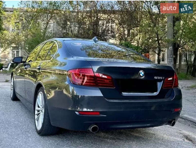 Седан BMW 5 Series 2015 в Ивано-Франковске