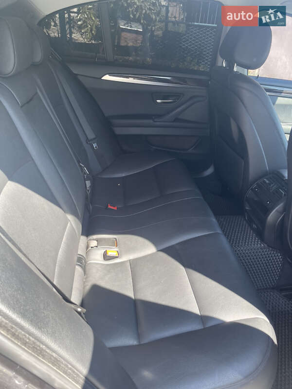 Седан BMW 5 Series 2015 в Волочиске фото 16 Седан BMW 5 Series 2015 в Волочиске