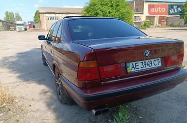 Седан BMW 5 Series 1989 в Никополе