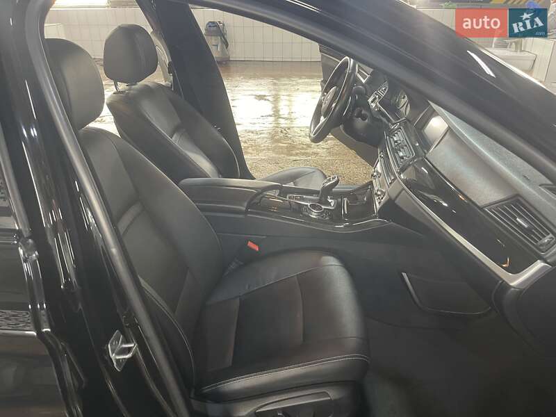 Седан BMW 5 Series 2014 в Львове