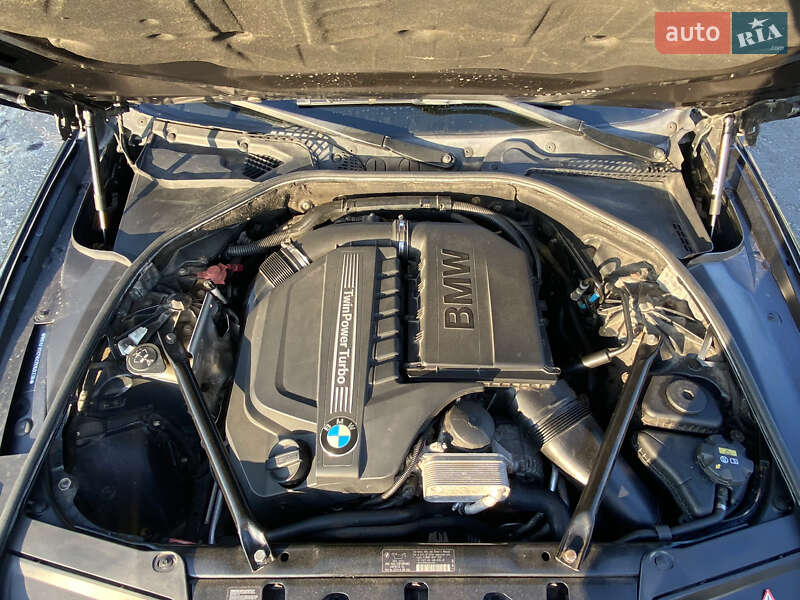 Седан BMW 5 Series 2012 в Трускавці