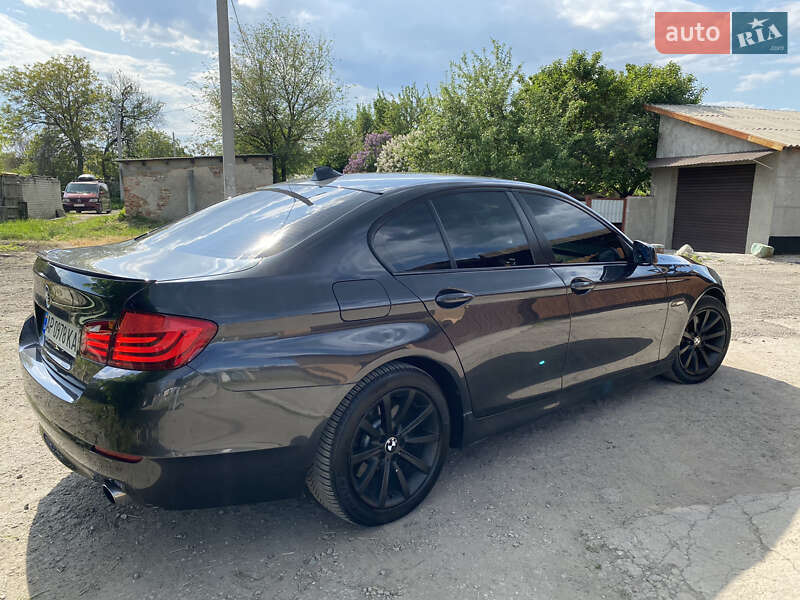 Седан BMW 5 Series 2010 в Запоріжжі