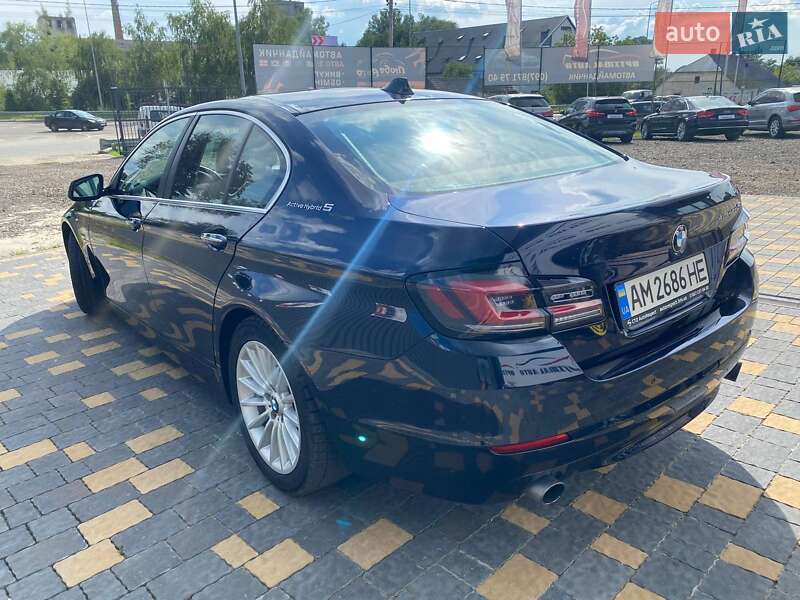 Седан BMW 5 Series 2012 в Львове