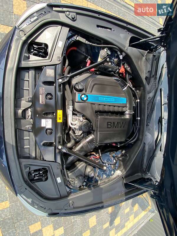 Седан BMW 5 Series 2012 в Львове
