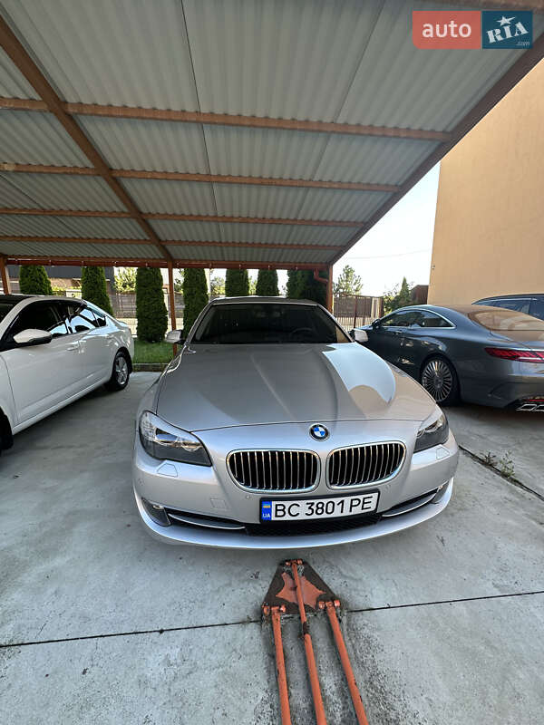 BMW 5 Series 2012