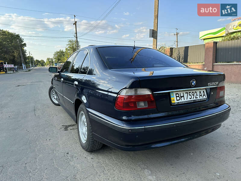 Седан BMW 5 Series 2000 в Одесі