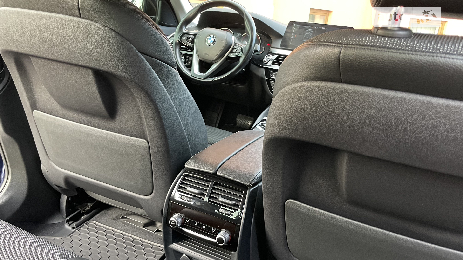 2017 BMW 5er - мініатюра 6